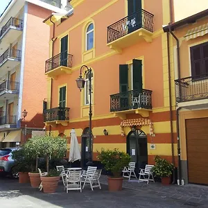 hotel-mimosa-alassio.hotelitalianriviera.com/